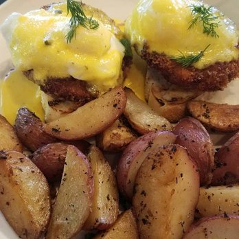 Toast - Crabcake benedict. - Breakfast & Brunch Near Me - Temecula, California Toast - Crabcake benedict. - Breakfast & Brunch Near Me - Temecula, California