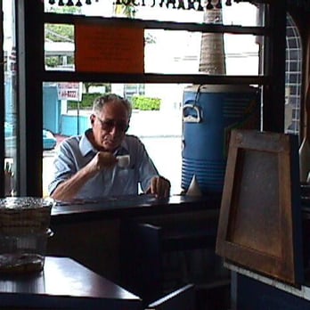 El Pub - Cuban Near Me - Miami, Florida El Pub - Cuban Near Me - Miami, Florida