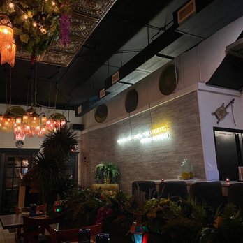 Medi Kitchen & Cocktail - Indoor - Mediterranean Near Me - Chicago, Illinois Medi Kitchen & Cocktail - Indoor - Mediterranean Near Me - Chicago, Illinois