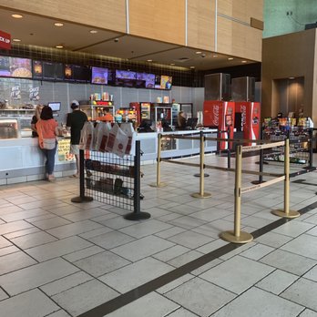 AMC CLASSIC Jubilee Square 12 - Cinema Near Me - Daphne, Alabama