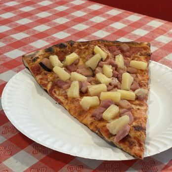 Giovanni's Pizzeria - Pineapple and Canadian bacon slice - Pizza Near Me - Albuquerque, New Mexico