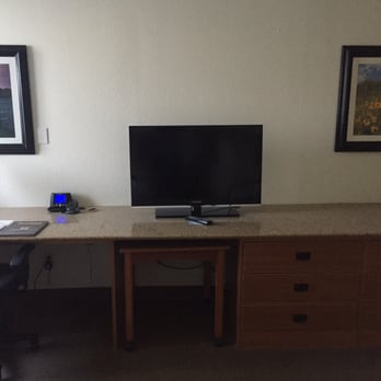 Wyndham Garden - This is the actual dresser and TV, which does not at all look like what I saw in the pictures. - Hotels Near Me - Austin, Texas Wyndham Garden - This is the actual dresser and TV, which does not at all look like what I saw in the pictures. - Hotels Near Me - Austin, Texas