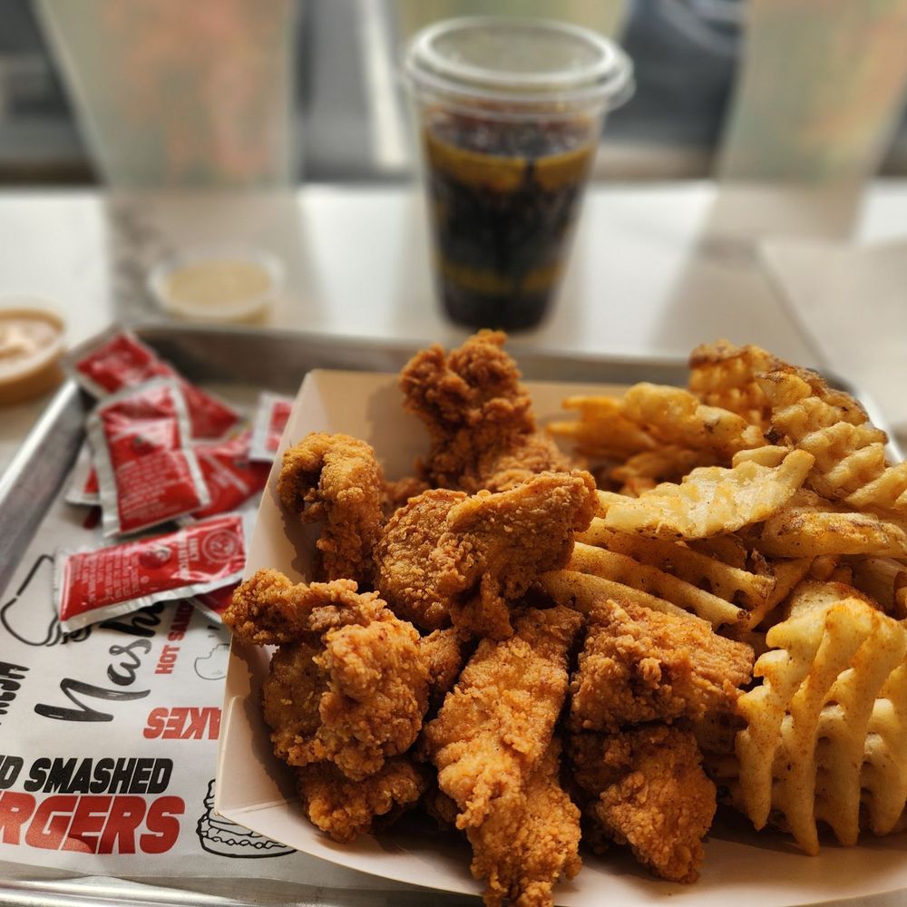 Nash & Smashed - The picture could fool ya. The basket is very large! - Chicken Shop Near Me - Warrenton, Virginia