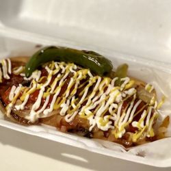 Mr. Winnie - Hotdog with the works