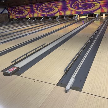Chaparral Lanes - Lanes 11 and 12 with their half working bumpers. - Bowling Near Me - San Dimas, California