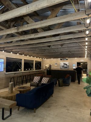 Lucky Arrow Retreat - Glamping Capital of Texas, USA ® Event Venue by null