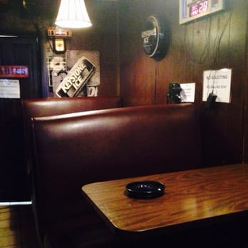 M & M Lounge - Plenty of booths for group seating. - Lounges Near Me - York, Pennsylvania
