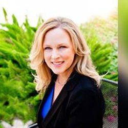 Kidstown Dental - Dr. Amy Luedemann-Board Certified Pediatric Dentist/Owner