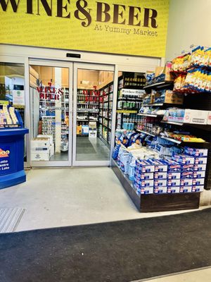 Yummy Market by null