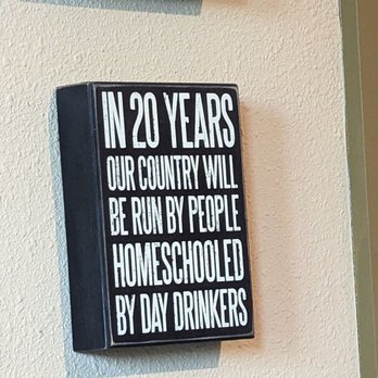 Fish Tales Winery & Bistro - Lol - Wineries Near Me - Broken Bow, Oklahoma