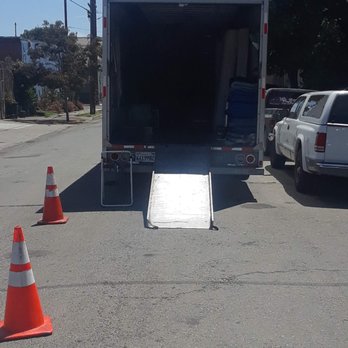 Pro Movers - super professional services - Movers Near Me - Oakland, California