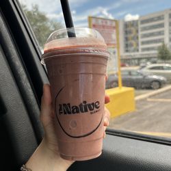 The Native Blends - Chocolate Covered Strawberry Smoothie