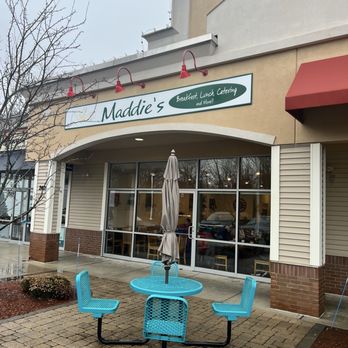 Maddie's Bagel & Eatery - Bagels Near Me - Salem, New Hampshire