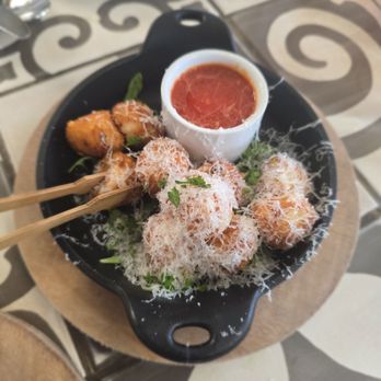 Grotto Downtown - Italian Near Me - Houston, Texas