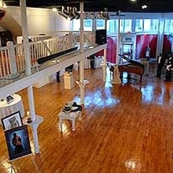 Photo courtesy liberalartsgallery.com