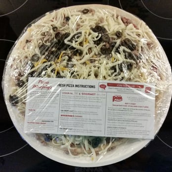 Papa Murphy's - Papa Murphy's Pizza: Beef & Black Olives on Gluten-free crust, before baking - Pizza Near Me - Midwest City, Oklahoma