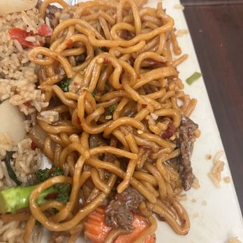 Thai Basil - Beef Siamese Chow Mein - Thai Near Me - Chico, California