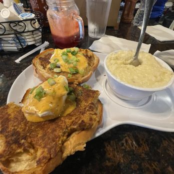 Two Chicks Cafe - Crab Cake Benedict - Breakfast & Brunch Near Me - New Orleans, Louisiana Two Chicks Cafe - Crab Cake Benedict - Breakfast & Brunch Near Me - New Orleans, Louisiana