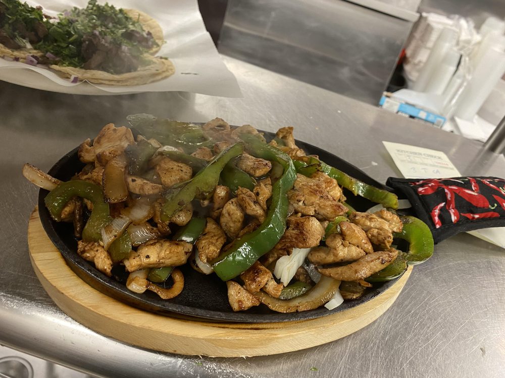 Guero Mex Grill Logo