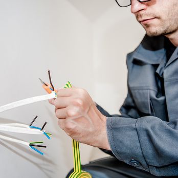 Handyman Pros CA - Our handyman can do a everything that's in a kitchen and bathroom remodel! - Handyman Near Me Handyman Pros CA - Our handyman can do a everything that's in a kitchen and bathroom remodel! - Handyman Near Me