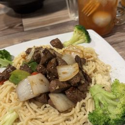 Garlic noodles with Filet mignon shaken beef Garlic noodles with Filet mignon shaken beef