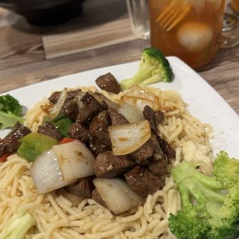Viet Kitchen - Garlic noodles with Filet mignon shaken beef - Vietnamese Near Me - Santa Maria, California Viet Kitchen - Garlic noodles with Filet mignon shaken beef - Vietnamese Near Me - Santa Maria, California