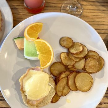 Chez Francois Restaurant - Montreal Smoked Meat - French Near Me - Canmore, Alberta Chez Francois Restaurant - Montreal Smoked Meat - French Near Me - Canmore, Alberta