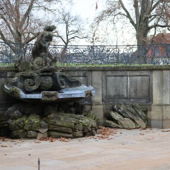 Delphinbrunnen - Landmarks & Historical Buildings Near Me