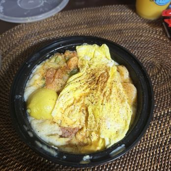 Eggs Up Grill - Shrimp and Grits to go - Breakfast & Brunch Near Me - Norfolk, Virginia