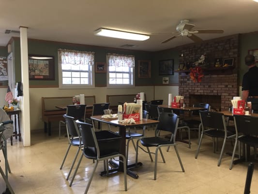 Norman's Cafe by null