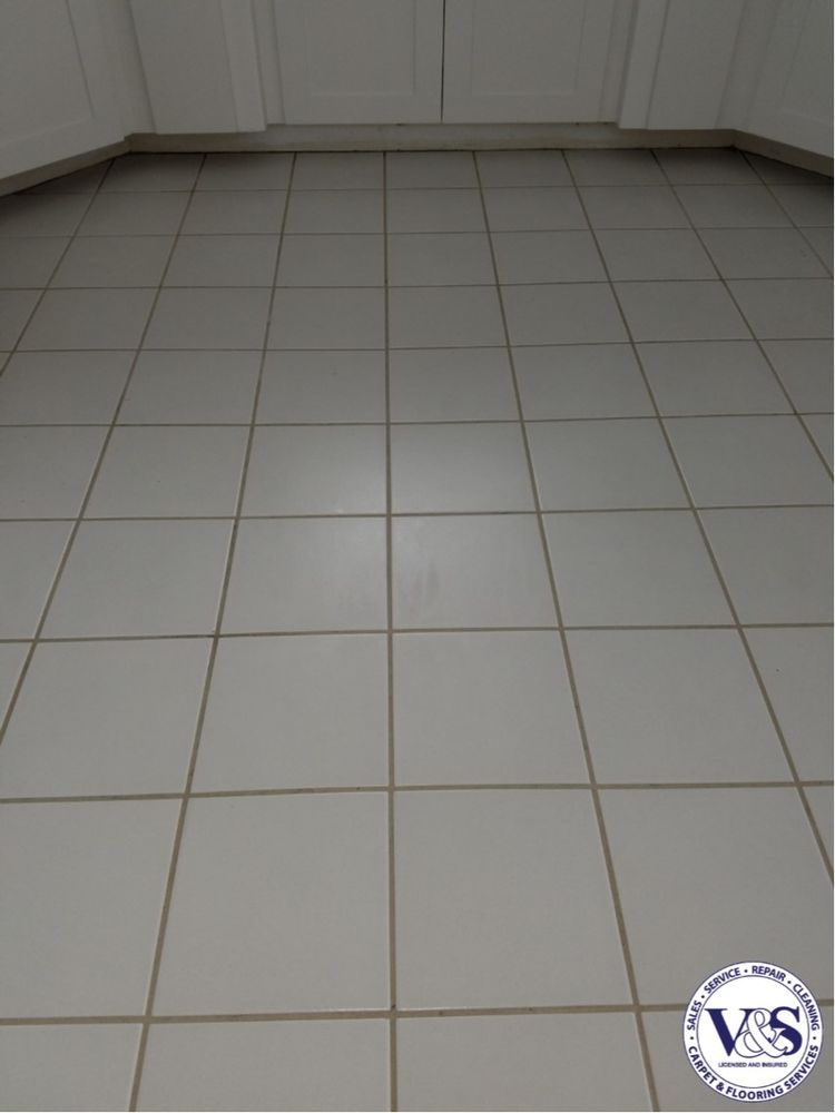 Slide of V&S Maintenance and Remodeling