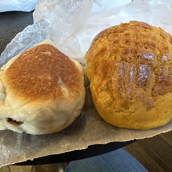 Pineapple Bun with Custard & 1. Baked Roast Pork Bun