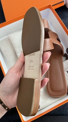 Grand Shoe Services by null