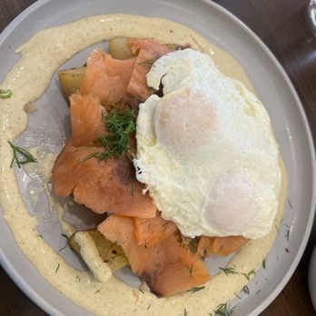 The Pantry - Salmon Hash - Breakfast & Brunch Near Me - Roseville, California