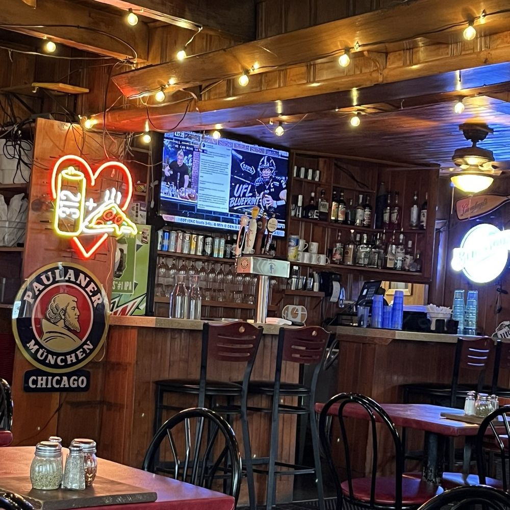 Pequod's Pizza - Pizza Near Me - Morton Grove, Illinois Pequod's Pizza - Pizza Near Me - Morton Grove, Illinois