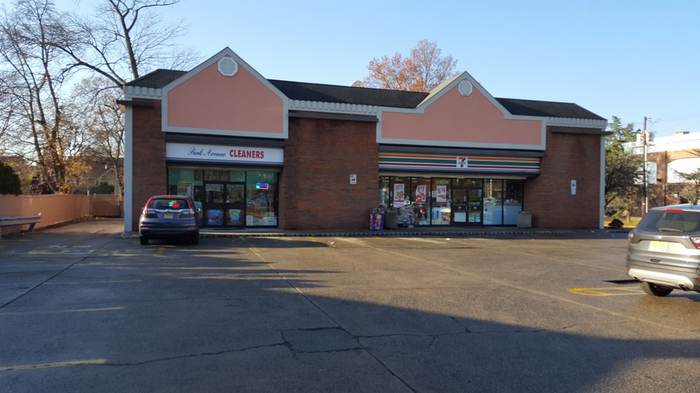 PARK AVENUE CLEANERS Updated October 2024 12 Photos 302 Park Ave