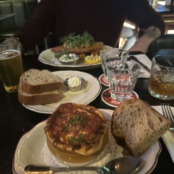 Dorsay Pub Britannique - Gastropubs Near Me - Quebec City, Quebec