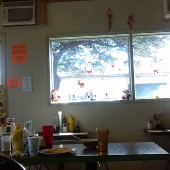 Jack's Inn - Breakfast & Brunch Near Me - Kahului, Hawaii