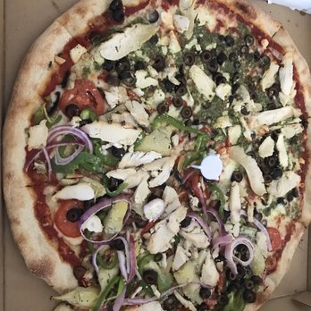 Pizza My Heart - Half veggie, half pesto with garlic and olives. Added chicken to the entire pizza. 12/10. - Pizza Near Me - Santa Clara, California Pizza My Heart - Half veggie, half pesto with garlic and olives. Added chicken to the entire pizza. 12/10. - Pizza Near Me - Santa Clara, California