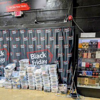 Black Friday Deals - Mess behind the counter. - Electronics Near Me - Tampa, Florida Black Friday Deals - Mess behind the counter. - Electronics Near Me - Tampa, Florida
