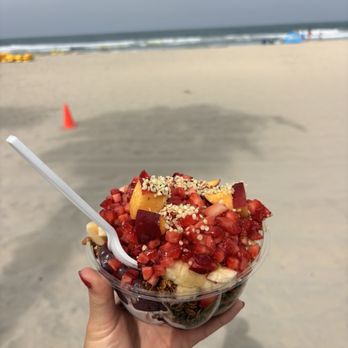 Juice Wave - Açaí bowl with peanut butter - Juice Bars & Smoothies Near Me - San Diego, California Juice Wave - Açaí bowl with peanut butter - Juice Bars & Smoothies Near Me - San Diego, California