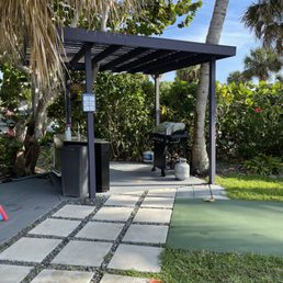 Nice grilling area by the pool Nice grilling area by the pool
