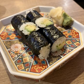 Izakaya Harumi - Avocado roll - Hawaiian Near Me - Honolulu, Hawaii Izakaya Harumi - Avocado roll - Hawaiian Near Me - Honolulu, Hawaii