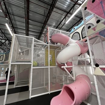 Oh Toodles - "Big Kid" play area slide - Indoor Playcenter Near Me - Conroe, Texas Oh Toodles - "Big Kid" play area slide - Indoor Playcenter Near Me - Conroe, Texas