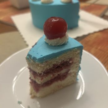 Pluto Organic Cafe - Cardamon raspberry cake - Breakfast & Brunch Near Me - Seattle, Washington