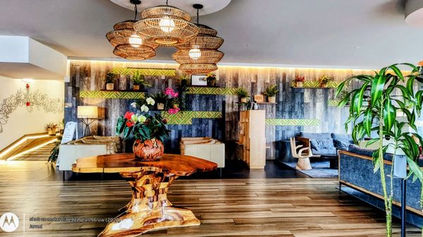 SCP Hilo Hotel by null