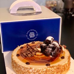 Paris Baguette - Mocha cake