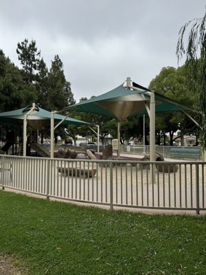 Abraham Lincoln Park by null