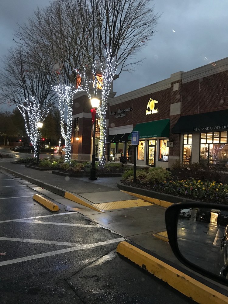 THE AVENUE EAST COBB 30 Reviews Shopping Centers 4475 Roswell Rd