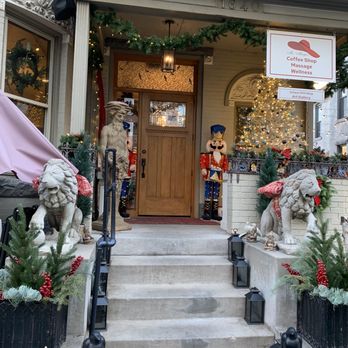Ms Marji’s - Front steps - Coffee & Tea Near Me - Denver, Colorado